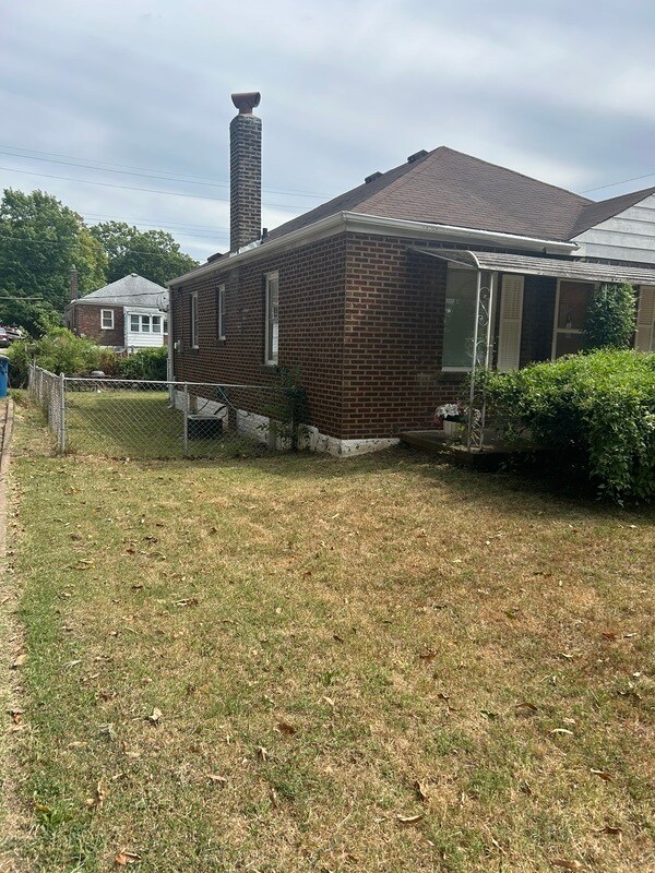 Foto del edificio - 5300 Fletcher St