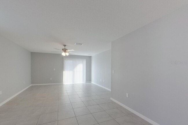 Foto del edificio - 8460 Indian Laurel Ln