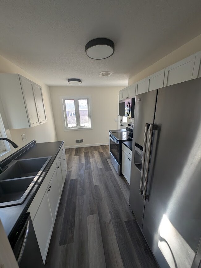 Brand New Kitchen - 9936 11th Ave S