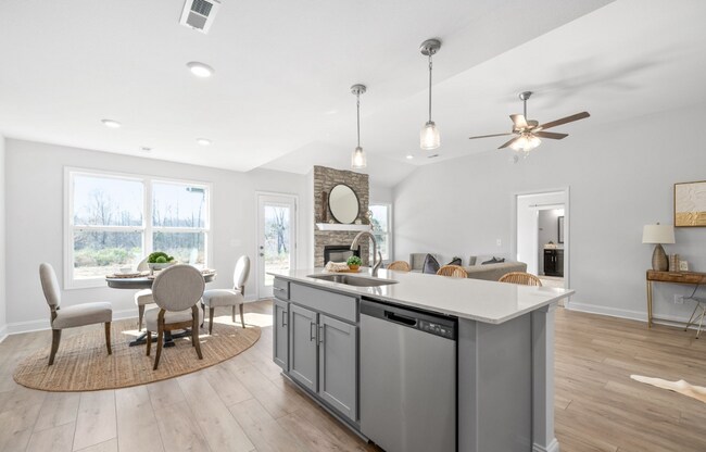 Foto del edificio - Beautiful Cherry Fields Home with Modern Layout & Neighborhood Amenities