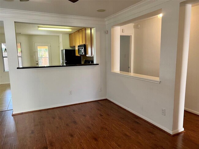 Building Photo - 16410 Kendons Way Ln