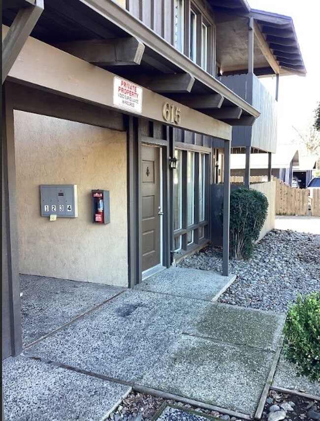 Building Photo - 615 Rancheria Dr