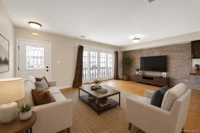 Building Photo - 6 Pell Pl