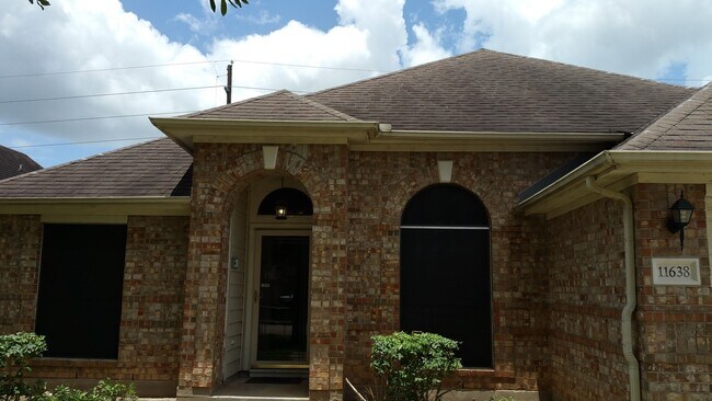 Foto del edificio - 11638 Peachwood Lake Dr