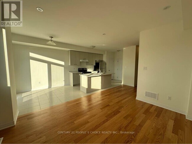 Building Photo - 287 Port Cres
