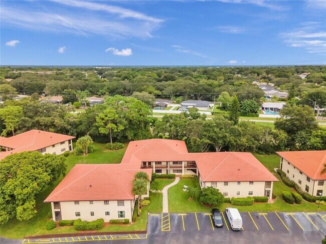 Foto del edificio - 1408 Hammock Pine Blvd