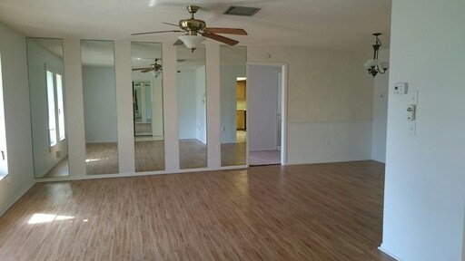 Building Photo - 2359 Summerfield Ave