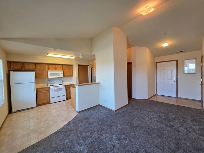 Building Photo - 6305A Chapel Hill Blvd