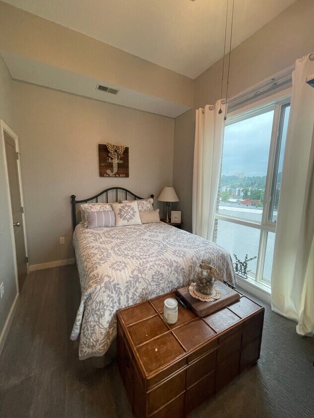 Guest Bedroom - 200 Manufacturers Rd Unit. 701