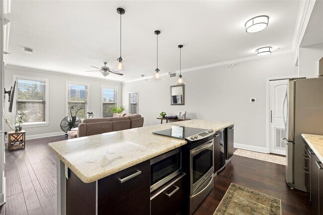 Foto del edificio - 205 5th Ave N