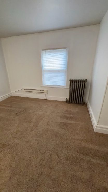 Foto del edificio - 613 N Plum St