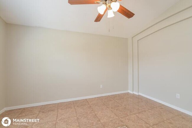 Foto del edificio - 4301 CYPRESS BAY CT, ORLANDO, FL 32822