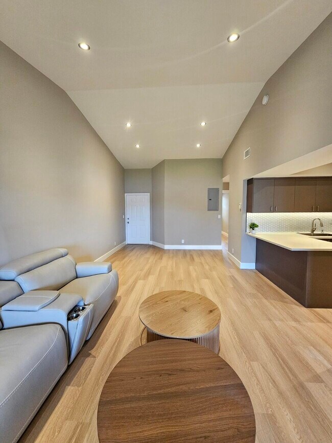 Foto del edificio - 3190 Leewood Terrace