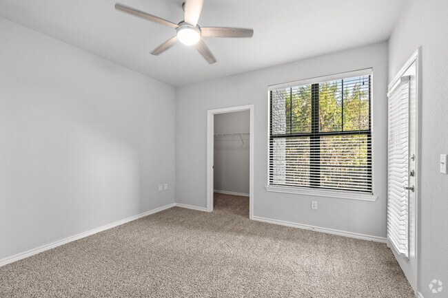 2BR, 2BA - 957SF - Primary Bedroom - The Monterra