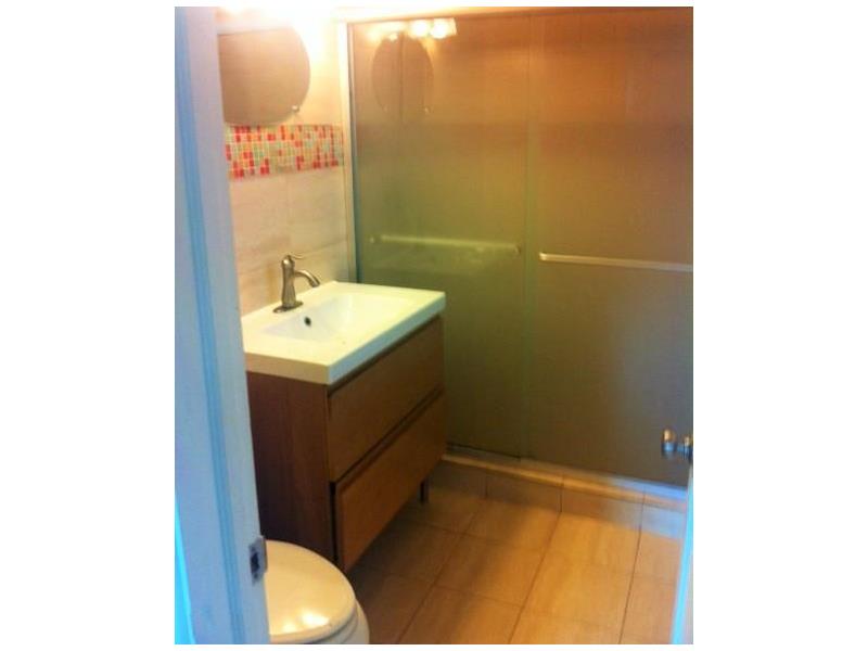 Foto del edificio - 955 NE 92nd St