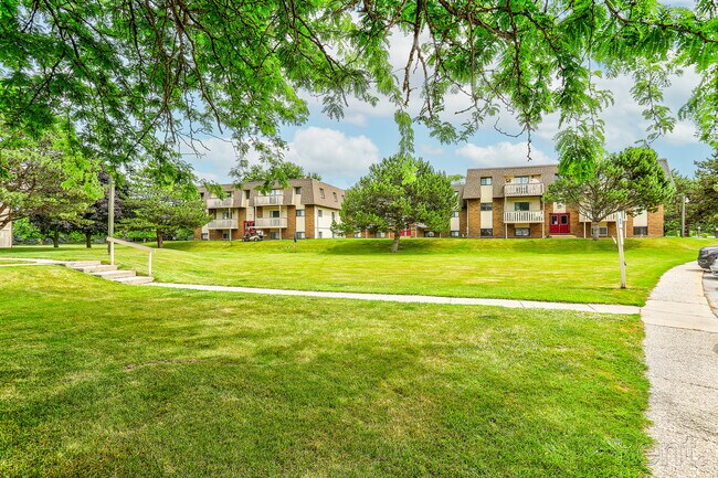 Foto del edificio - GolfView Apartments By The Bay