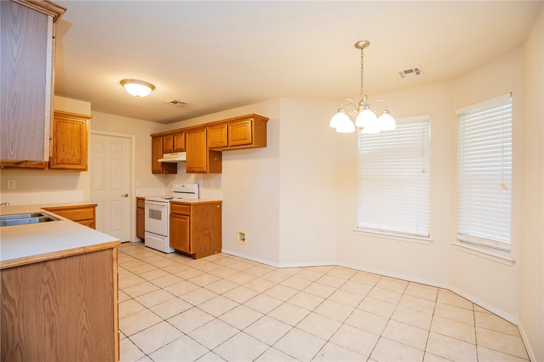 Foto del edificio - 610 Maplewood Dr