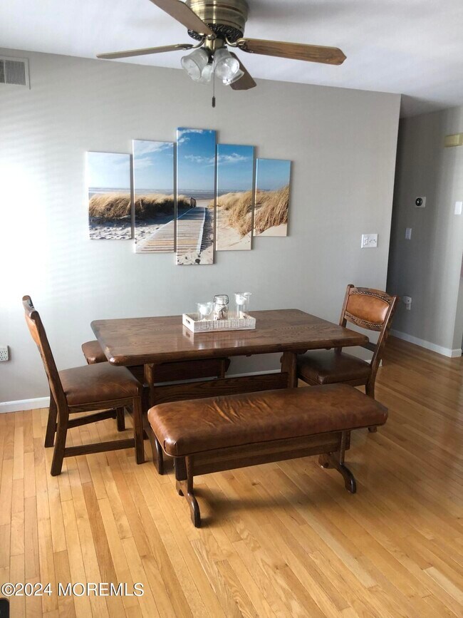 Foto del edificio - 2201 Central Ave