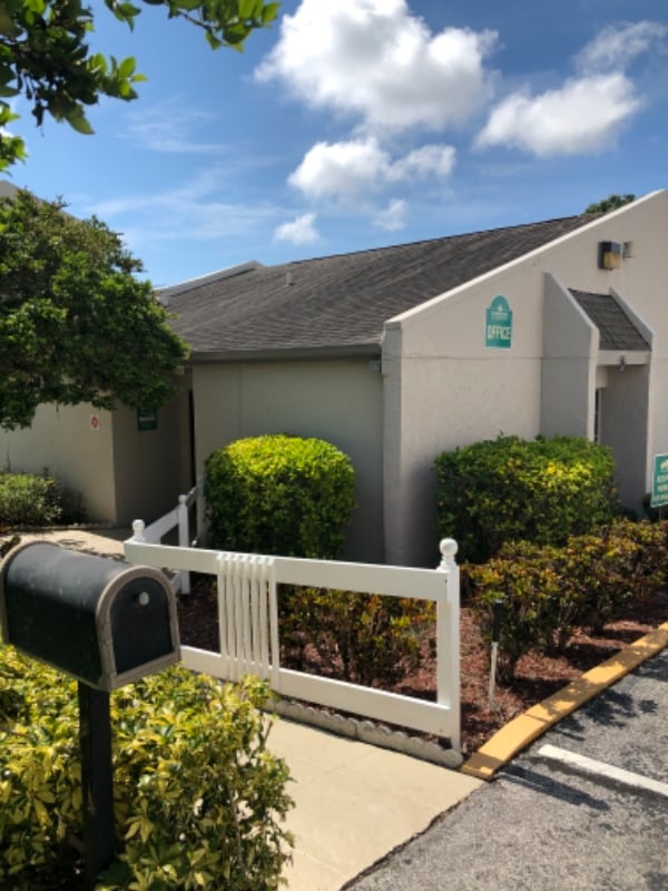 Photo - 2625 FL-590 Apartment