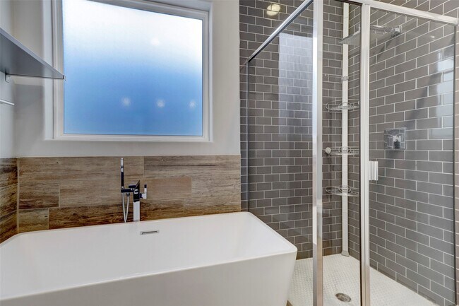 Foto del edificio - 3109 Gillespie St