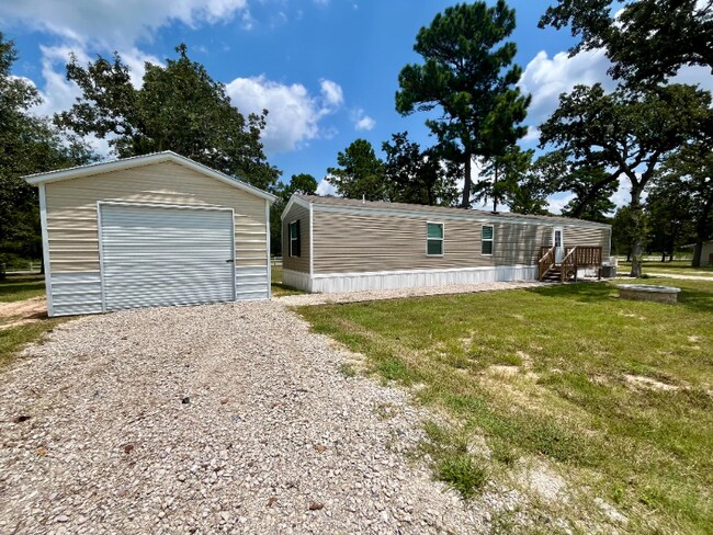 Building Photo - 8416 CR 302