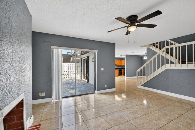 Foto del edificio - 320 Woodland Rd