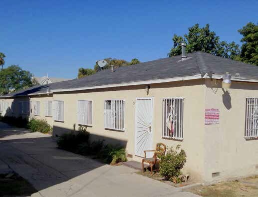 Building Photo - 1480 Chestnut Ave