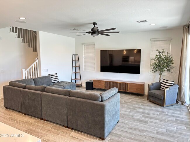 Foto del edificio - 5535 W Western Star Blvd