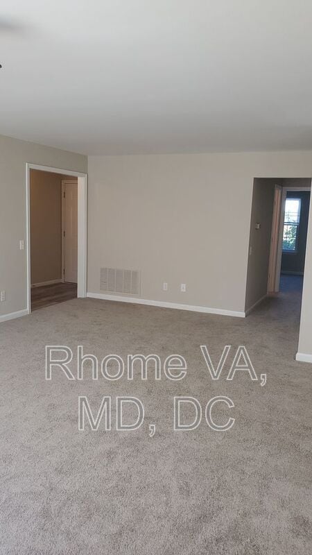 Foto del edificio - 1129 Huntmaster Terrace NE