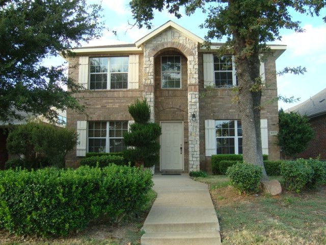 Primary Photo - Beautiful home in Cross Oak Ranch