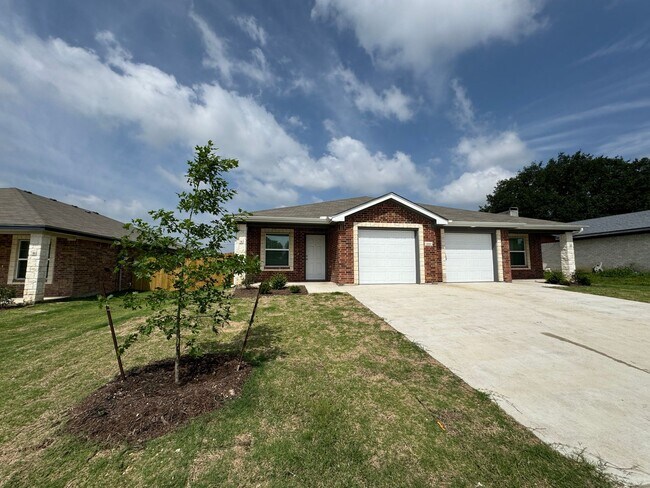 Foto del edificio - 1616 Indian Trail