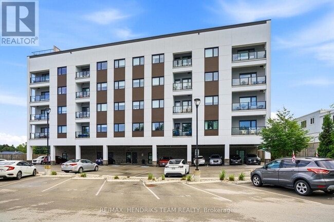 Building Photo - 4514 Ontario St