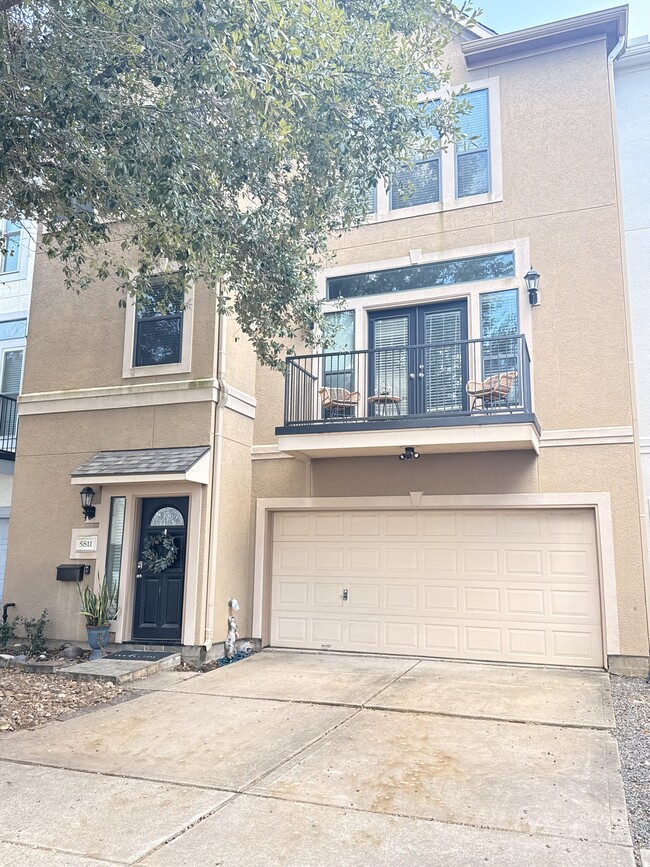 Photo - 5811 Maxie St House