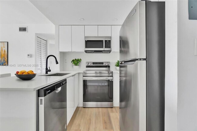 Foto del edificio - 620 SW 10th St