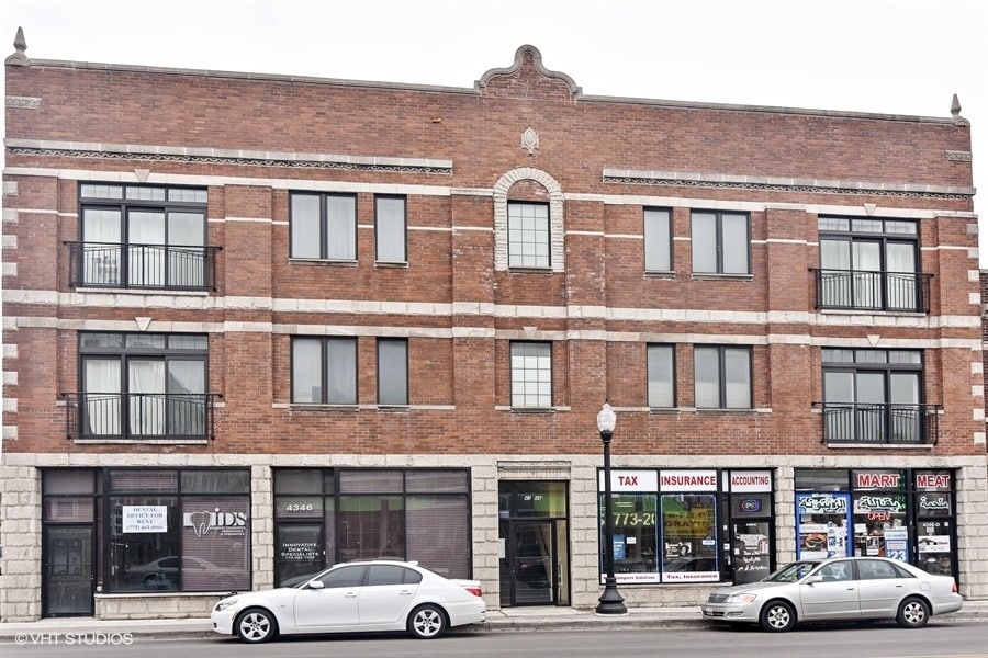 Primary Photo - 4346 N Pulaski Rd