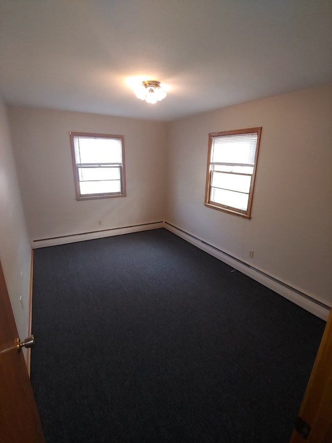 Building Photo - 460 Pierce St