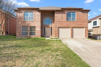 Building Photo - 6209 San Marino Dr