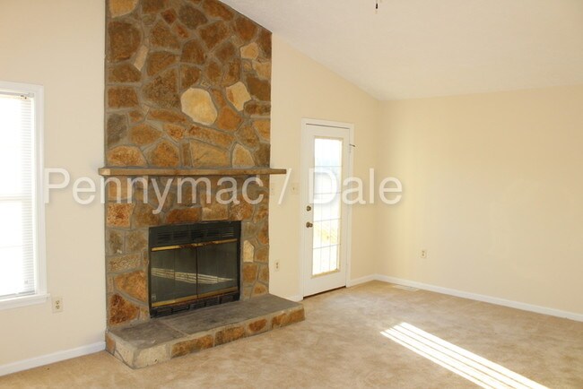 Foto del edificio - 7480 Marshall Corner Rd