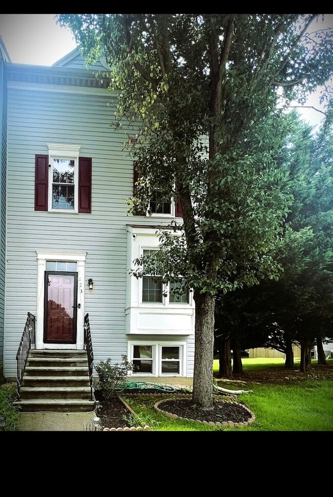Building Photo - 1623 Winding Brook Way