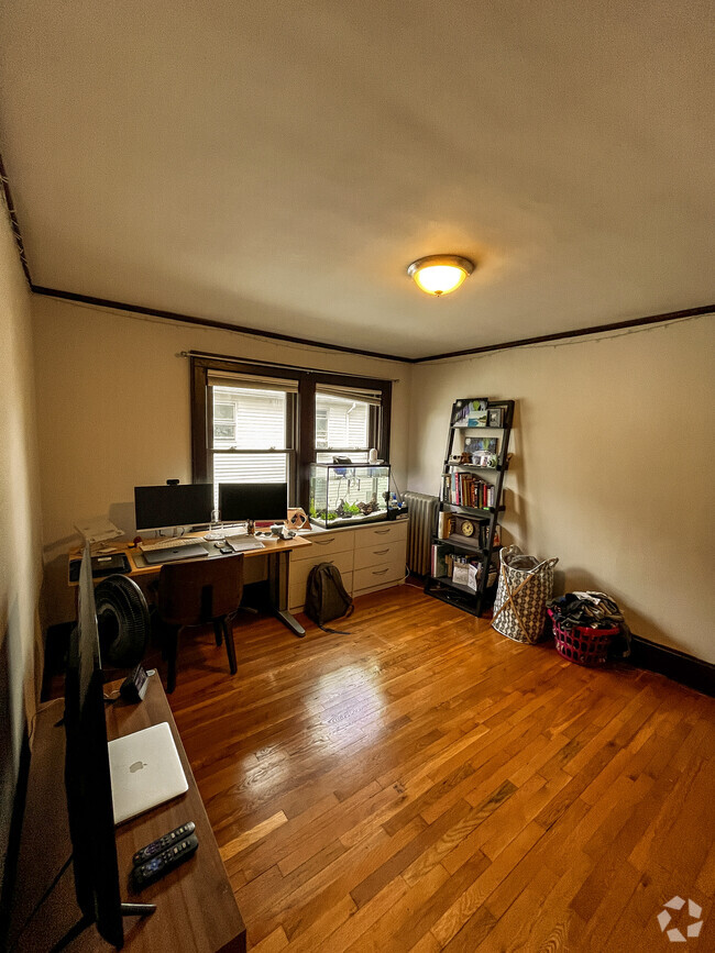 Building Photo - 181 Trapelo Rd