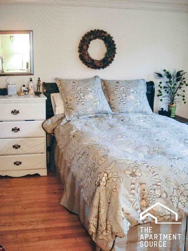 Photo - 638 W Arlington Pl Apartment