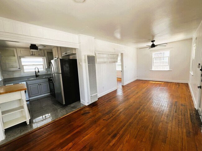 Foto del edificio - 6623 E Ocean Blvd