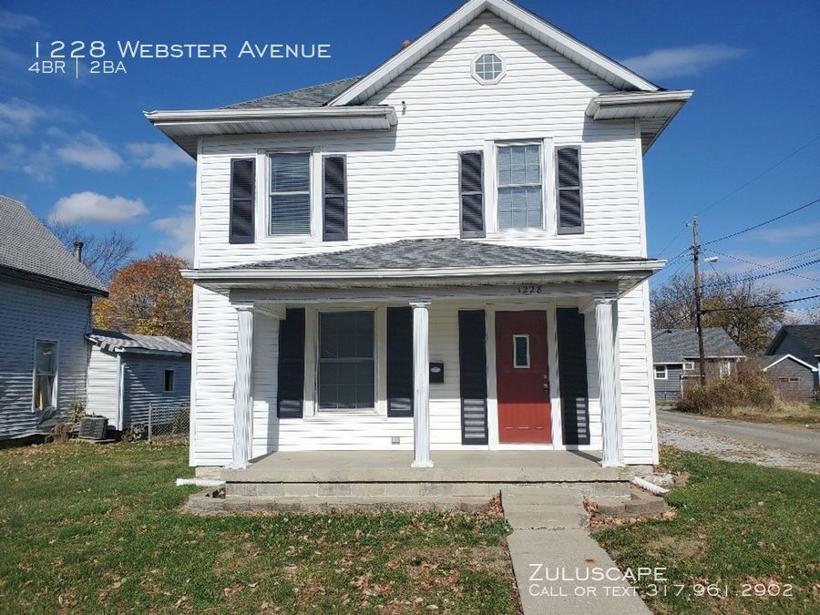Primary Photo - Large 4 bed 2 bath in New Castle, IN