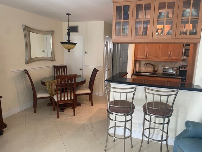 Building Photo - 467 Golden Isles Dr