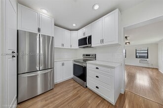 Building Photo - 3640 SW 11th St