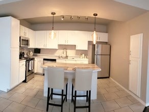 Building Photo - Crown Lone  Oak Apartment Homes