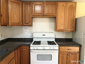 Building Photo - 7 Franklin St