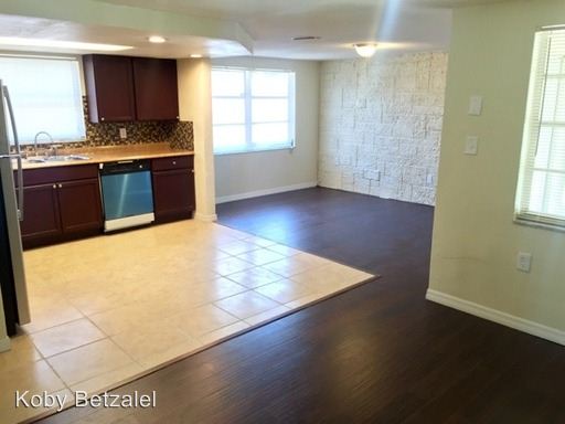 Foto del edificio - 7500 San Moritz Dr