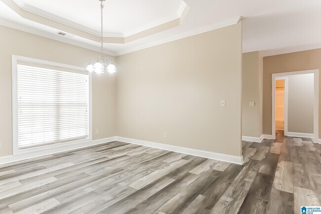 Building Photo - 6374 Cove Ln