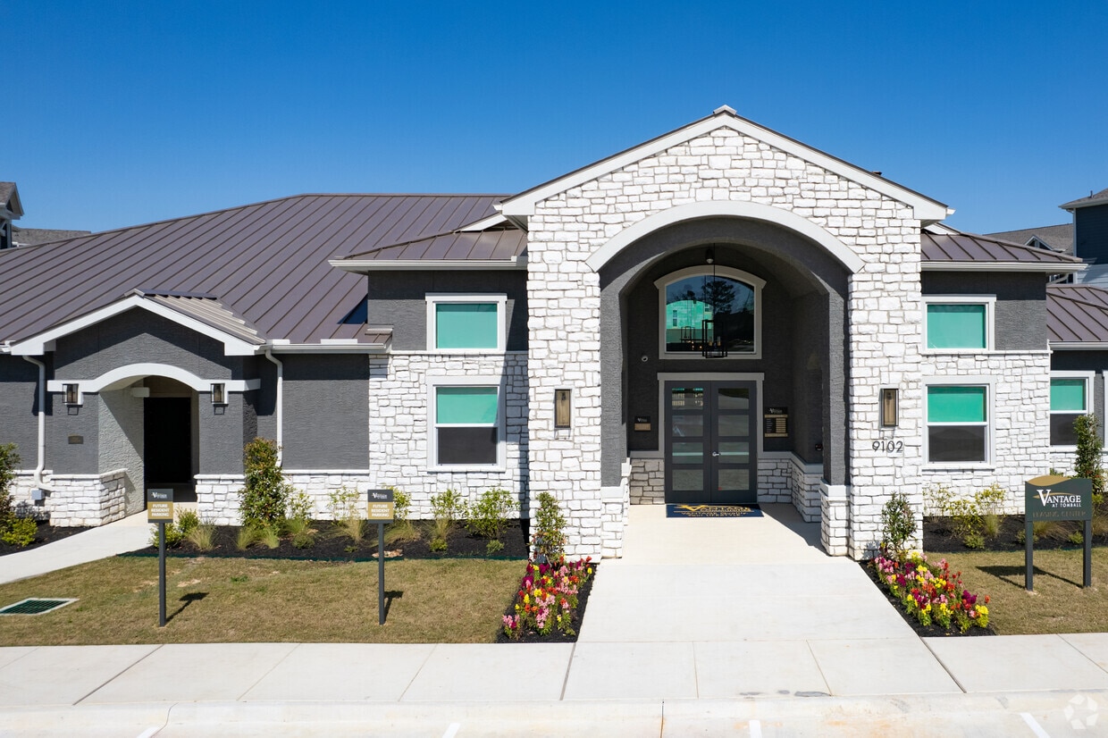 Vantage at Tomball 9102 FM 2920 Tomball, TX Apartments for Rent in
